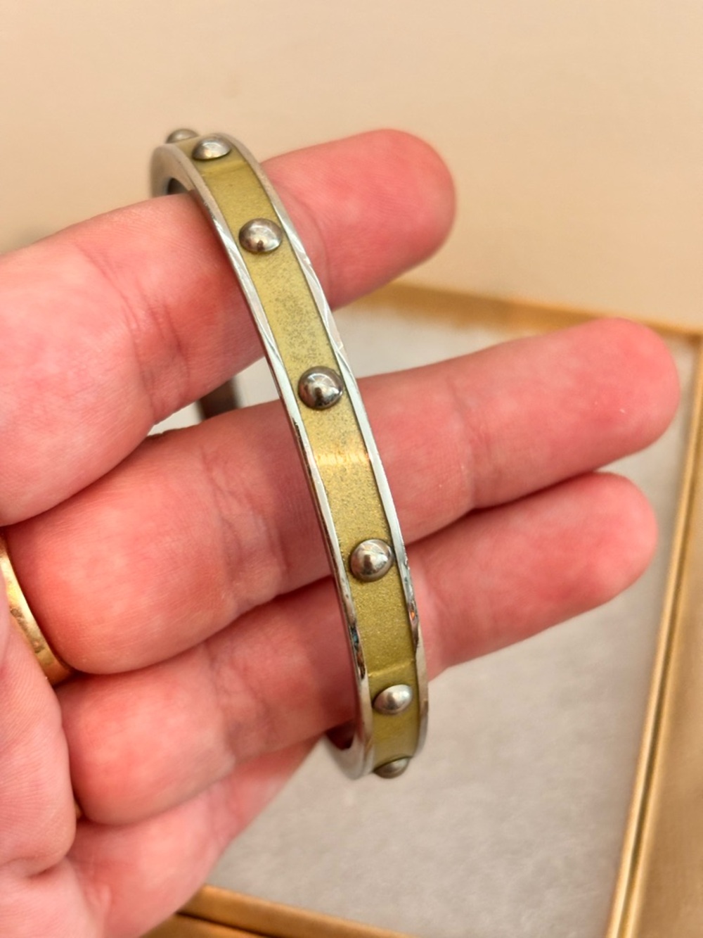 COACH Vintage Nail Head Multi Rivets Gold Tone Bangle Bracelet - Picture 5 of 11